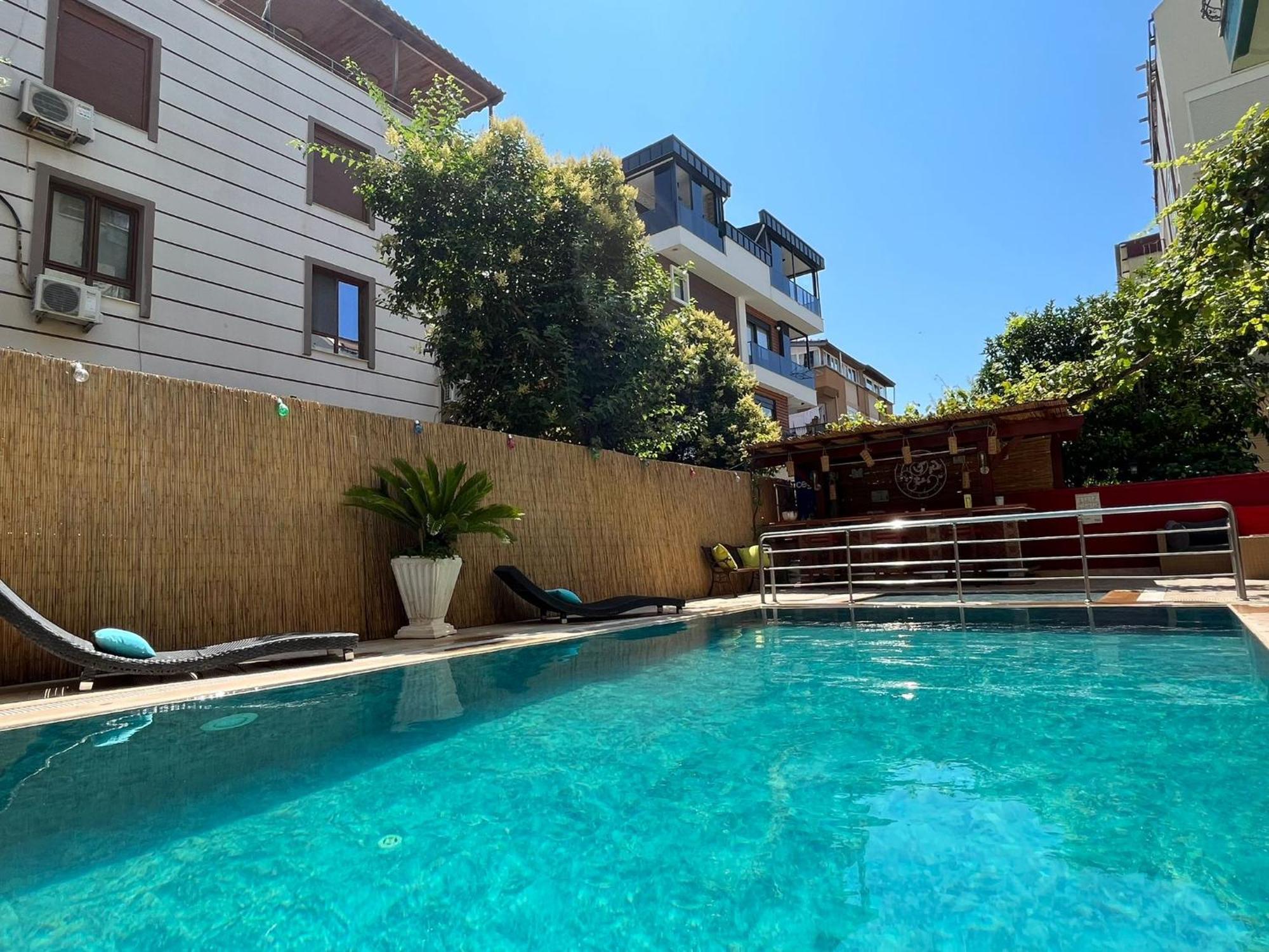 Beyaz Melek Apart Hotel Antália Exterior foto