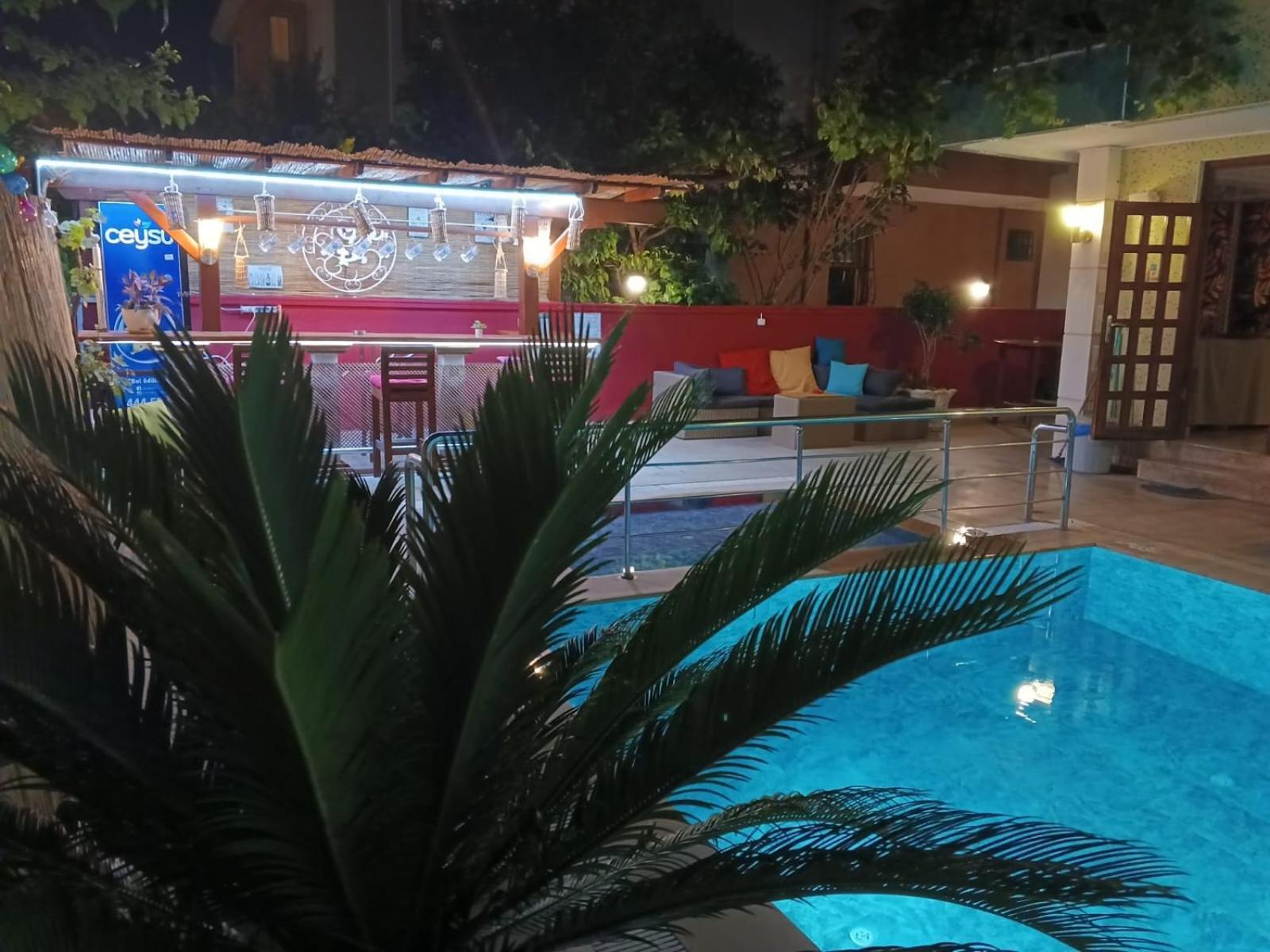 Beyaz Melek Apart Hotel Antália Exterior foto